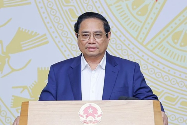 Thủ tướng yêu cầu chuyển đổi số với tinh thần "không ai bị bỏ lại phía sau"