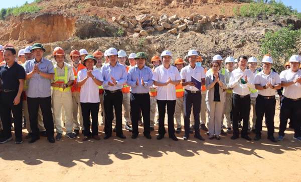 Công bố thủ tục hành chính lĩnh vực đất đai thuộc quản lý của Bộ Tài nguyên và Môi trường