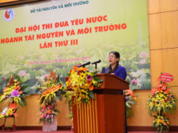 Bộ Tài nguyên và Môi trường phát động phong trào thi đua học tập, nhân rộng điển hình tiên tiến, phấn đấu thực hiện thắng lợi nhiệm vụ chính trị giai đoạn 2016-2020.