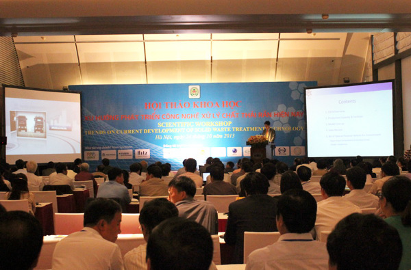 Việt Nam cần xử lý 12,8 triệu tấn chất thải rắn 1 năm